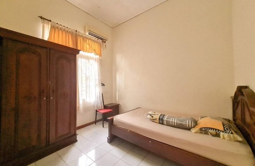 Bontang House | 100 m² House ∙ 3 bedrooms ∙ 7 guests