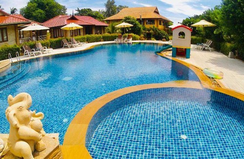 Choeng Mon House | 100 m² Motel ∙ 127 guests