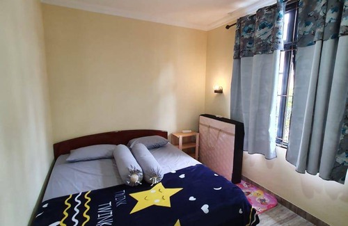 Cipanas Villa | 100 m² Villa ∙ 2 bedrooms ∙ 4 guests