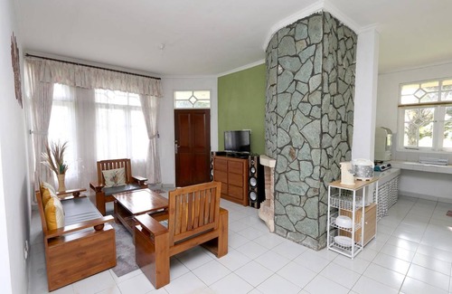 Ciater Villa | 100 m² Villa ∙ 2 bedrooms ∙ 11 guests