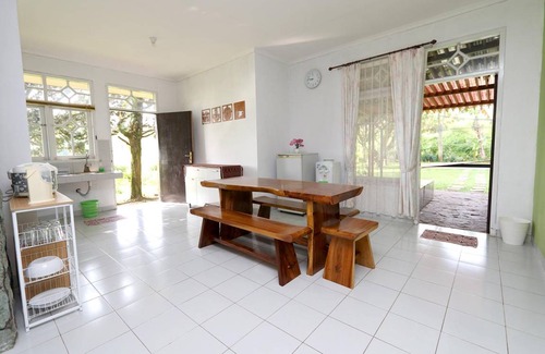 Ciater Villa | 100 m² Villa ∙ 2 bedrooms ∙ 11 guests