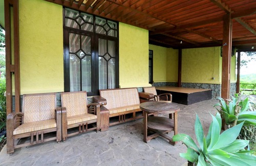 Ciater Villa | 100 m² Villa ∙ 2 bedrooms ∙ 11 guests