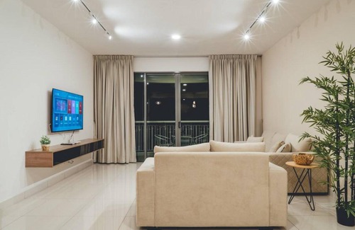 Nusajaya House | 1000 m² House ∙ 4 bedrooms ∙ 12 guests