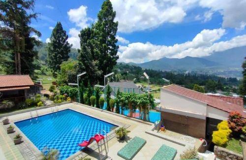 Cisarua Villa | 1000 m² Villa ∙ 6 bedrooms ∙ 50 guests