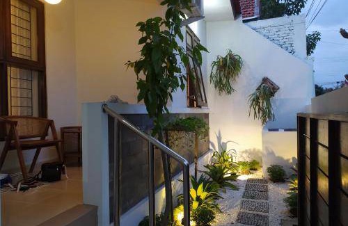 Central Yogyakarta House | 105 m² House ∙ 2 bedrooms ∙ 5 guests