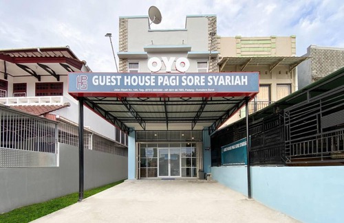 Padang Hotel | 11 m² Hotel ∙ 10 guests
