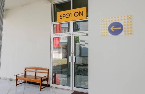 Nganjuk Hotel | 11 m² Hotel ∙ 2 guests