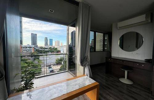 Khlong Tan Nuea Apartment | 115 m² Apartment ∙ 2 bedrooms ∙ 5 guests