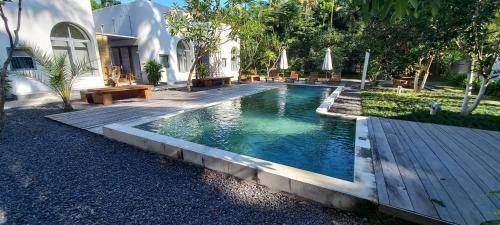 Banyuwangi House | 116 m² Farmhouse ∙ 4 guests