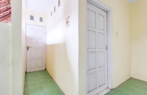Baturetno Hotel | 12 m² Hotel ∙ 2 guests