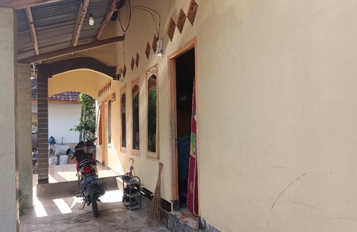 Kecamatan Pringgarata Hotel | 12 m² Hotel ∙ 2 guests