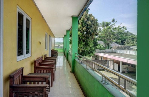 Pelabuhan Ratu Hotel | 12 m² Hotel ∙ 2 guests