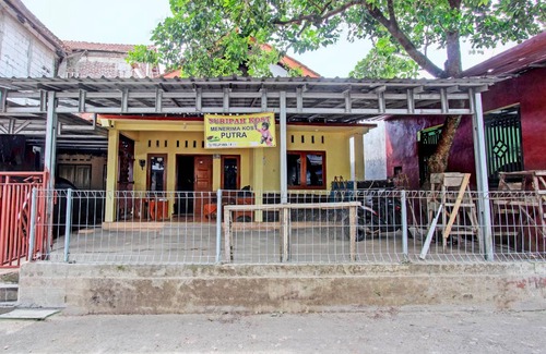 Banyumas Hotel | 12 m² Hotel ∙ 3 guests