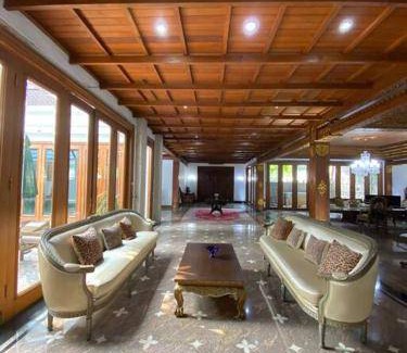 East Kuningan Apartment | 1200 m² Apartment ∙ 4 bedrooms ∙ 8 guests