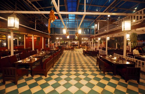 Mira Road East Hotel | 130 m² Hotel ∙ 2 guests