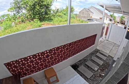 Banguntapan House | 135 m² House ∙ 2 bedrooms ∙ 6 guests
