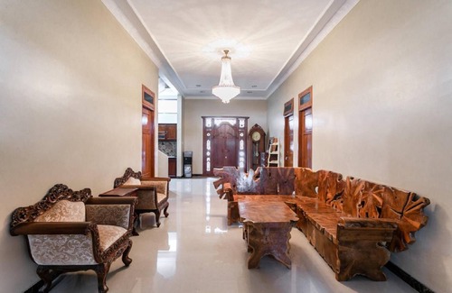 Semarang Bed & Breakfast | 14 m² Bed and breakfast ∙ 2 guests