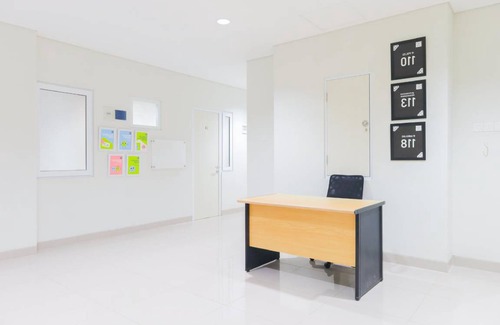 Tomang Hotel | 14 m² Hotel ∙ 2 guests
