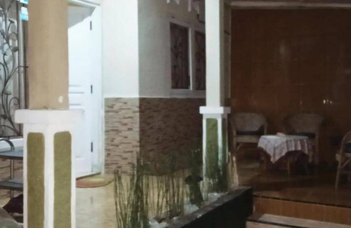 Purwokerto Bed & Breakfast | 140 m² Bed and breakfast ∙ 3 bedrooms ∙ 8 guests