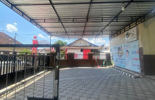 Klaten Hotel | 15 m² Hotel ∙ 2 guests