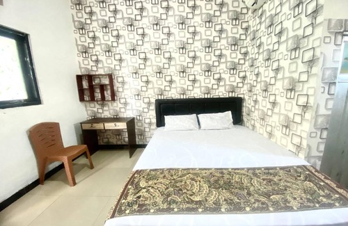 Klaten Hotel | 15 m² Hotel ∙ 2 guests