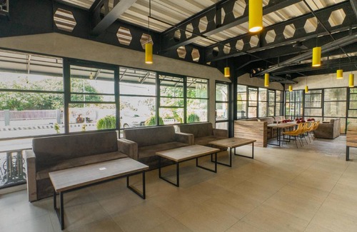 Majalengka Hotel | 15 m² Hotel ∙ 2 guests