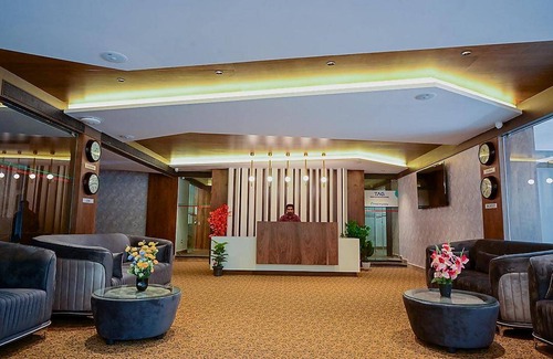 Thousand Lights West Hotel | 15 m² Hotel ∙ 4 guests