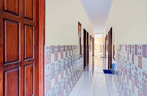 Kediri Hotel | 150 m² Hotel ∙ 2 guests