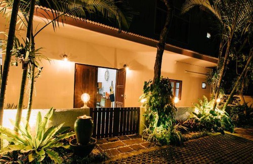 Prachuap Khiri Khan Bed & Breakfast | 150 m² Bed and breakfast ∙ 3 bedrooms ∙ 8 guests