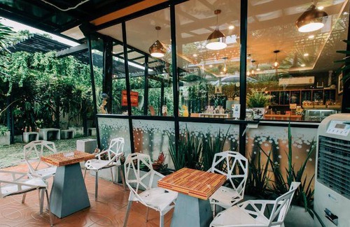 Prachuap Khiri Khan Bed & Breakfast | 150 m² Bed and breakfast ∙ 3 bedrooms ∙ 8 guests