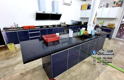 Bayan Lepas House | 1500 m² House ∙ 10 bedrooms ∙ 20 guests