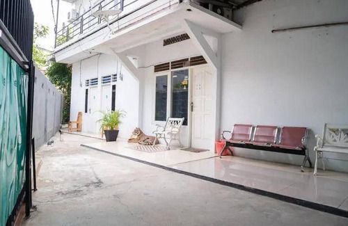 Depok Bed & Breakfast | 16 m² Bed and breakfast ∙ 10 bedrooms ∙ 3 guests