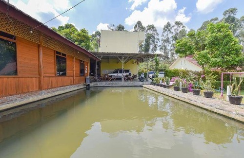 Ciwidey Hotel | 16 m² Hotel ∙ 2 guests