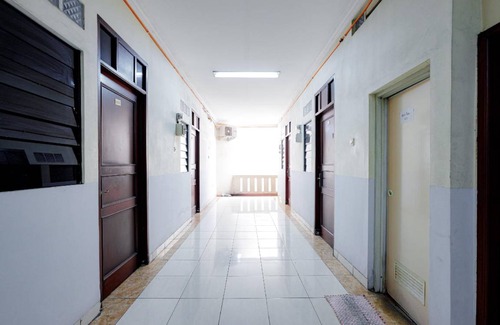 Tomang Hotel | 16 m² Hotel ∙ 2 guests