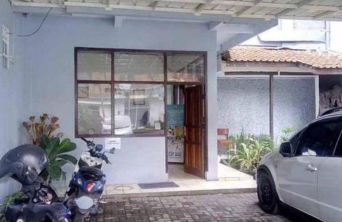 Tasikmalaya Hotel | 16 m² Hotel ∙ 3 guests