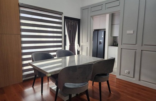 Ungaran House | 160 m² House ∙ 3 bedrooms ∙ 6 guests