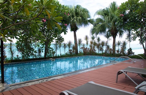 Batam Hotel | 168 m² Hotel ∙ 127 guests