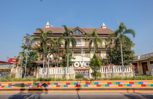 Madiun Hotel | 17 m² Hotel ∙ 3 guests
