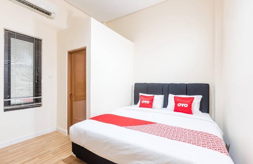Tanjung Duren Utara Hotel | 17 m² Hotel ∙ 4 guests