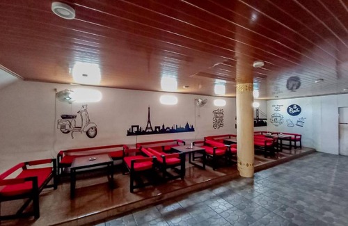 Nganjuk Hotel | 18 m² Hotel ∙ 2 guests