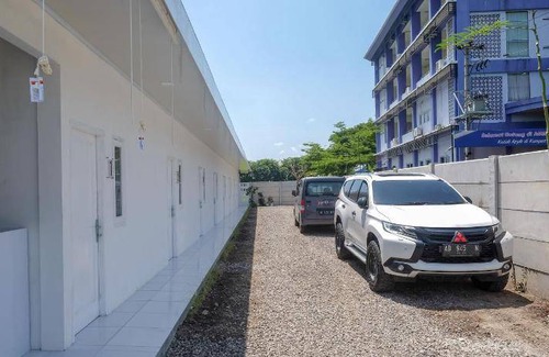 Surakarta Hotel | 18 m² Hotel ∙ 3 guests