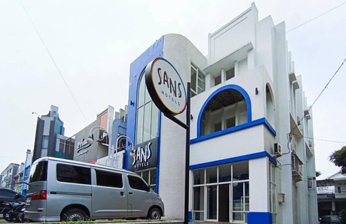 Malang Hotel | 18 m² Hotel ∙ 3 guests