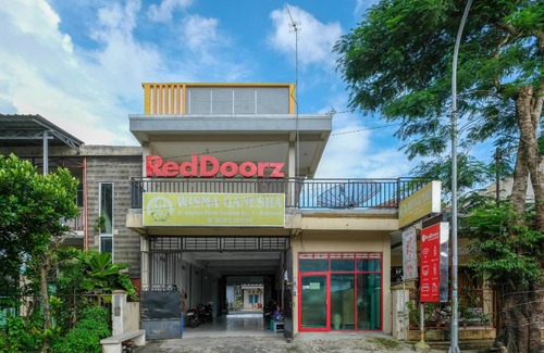Kebumen Hotel | 18 m² Hotel ∙ 4 guests