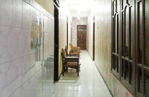 Bungurasih Hotel | 18 m² Hotel ∙ 4 guests
