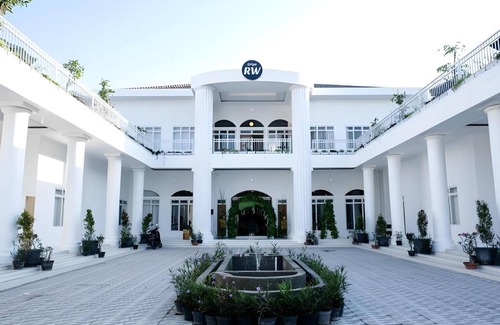 Colomadu Hotel | 18 m² Hotel ∙ 4 guests