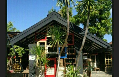 Sumenep Hotel | 20 m² Hotel ∙ 10 guests