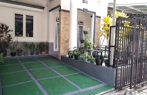Jember Hotel | 20 m² Hotel ∙ 2 guests