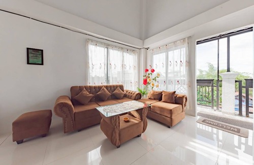 Buntok Hotel | 20 m² Hotel ∙ 4 guests