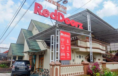 Wonosobo Hotel | 20 m² Hotel ∙ 4 guests