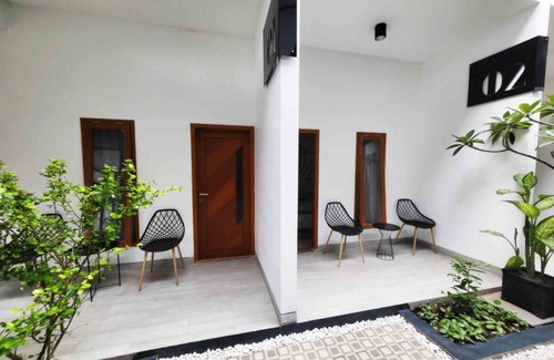 Blitar Hotel | 20 m² Hotel ∙ 4 guests